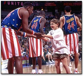 Harlem Globetrotters in action